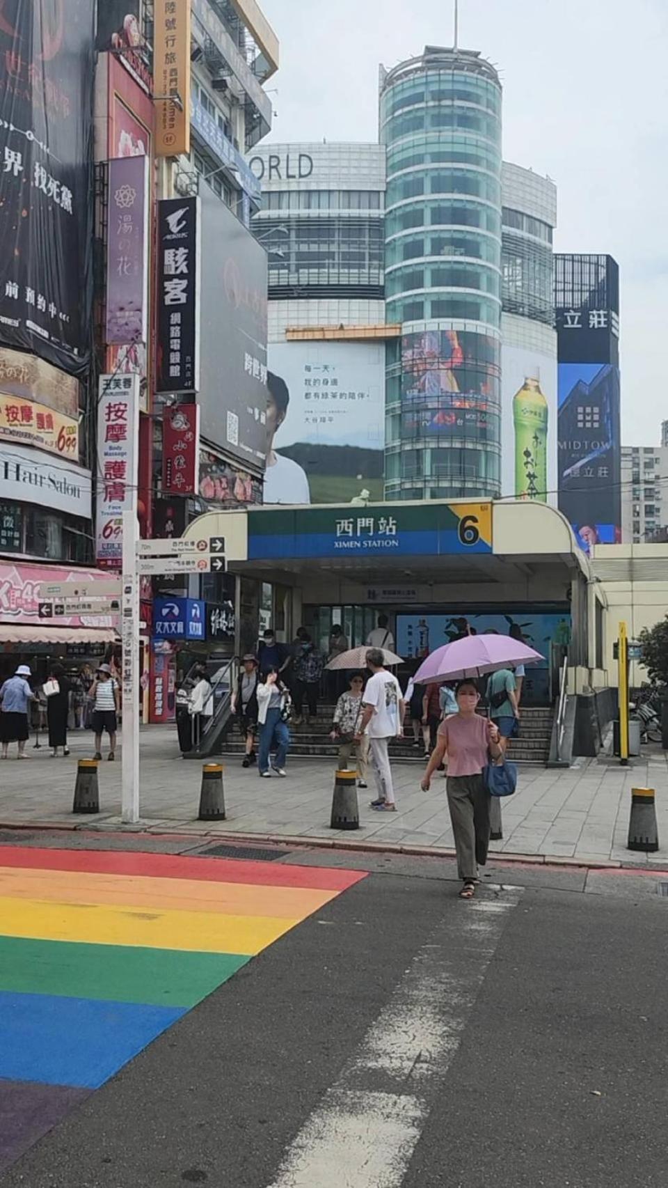 Meworld Hotel - Ximen Tajpej Zewnętrze zdjęcie
