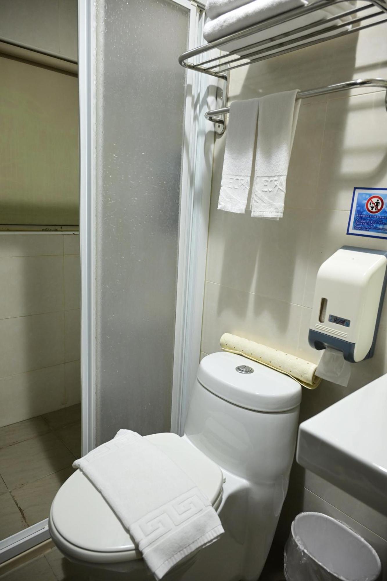 Meworld Hotel - Ximen Tajpej Zewnętrze zdjęcie